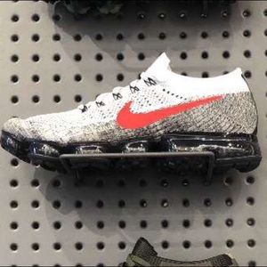 Meet your Posher, Cole